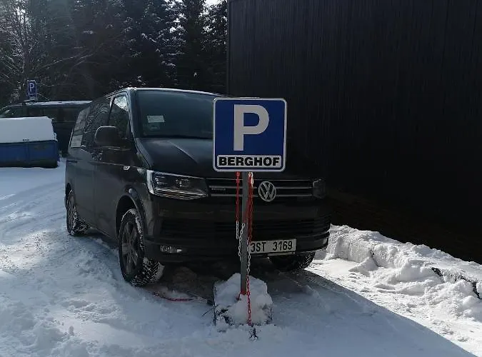Berghof - Horska * بيك بود سنيزكو